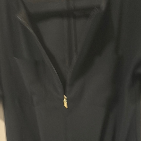 Trina Turk black blouse, Tunic, stretch waist, zipper, pockets, size XS - Picture 5 of 11
